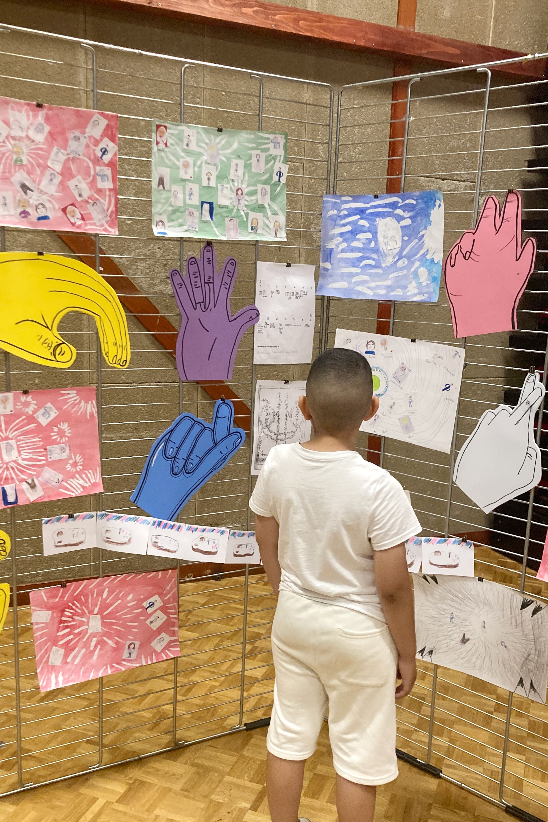 2023, Performance Dernière ligne droite ! - Fête du livre jeunesse Villeurbanne © Lucas Zambon